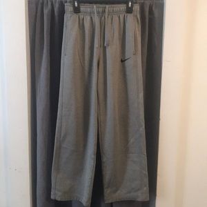 Boys Nike sweatpants